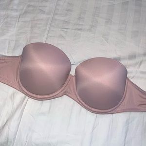 Victoria’s Secret Strapless Push-up Bra